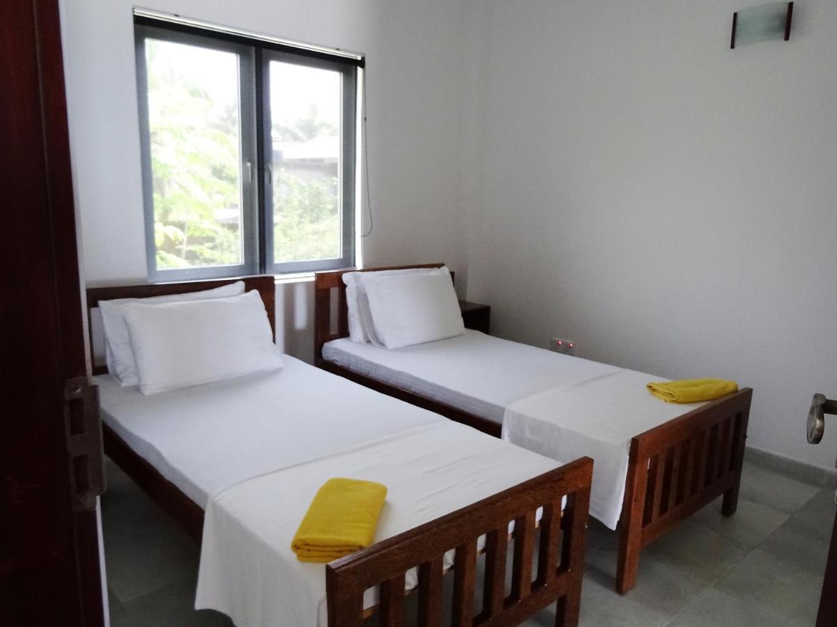 Amssler Beach Stay Kalutara Kültér fotó