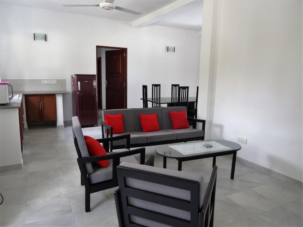 Amssler Beach Stay Kalutara Kültér fotó