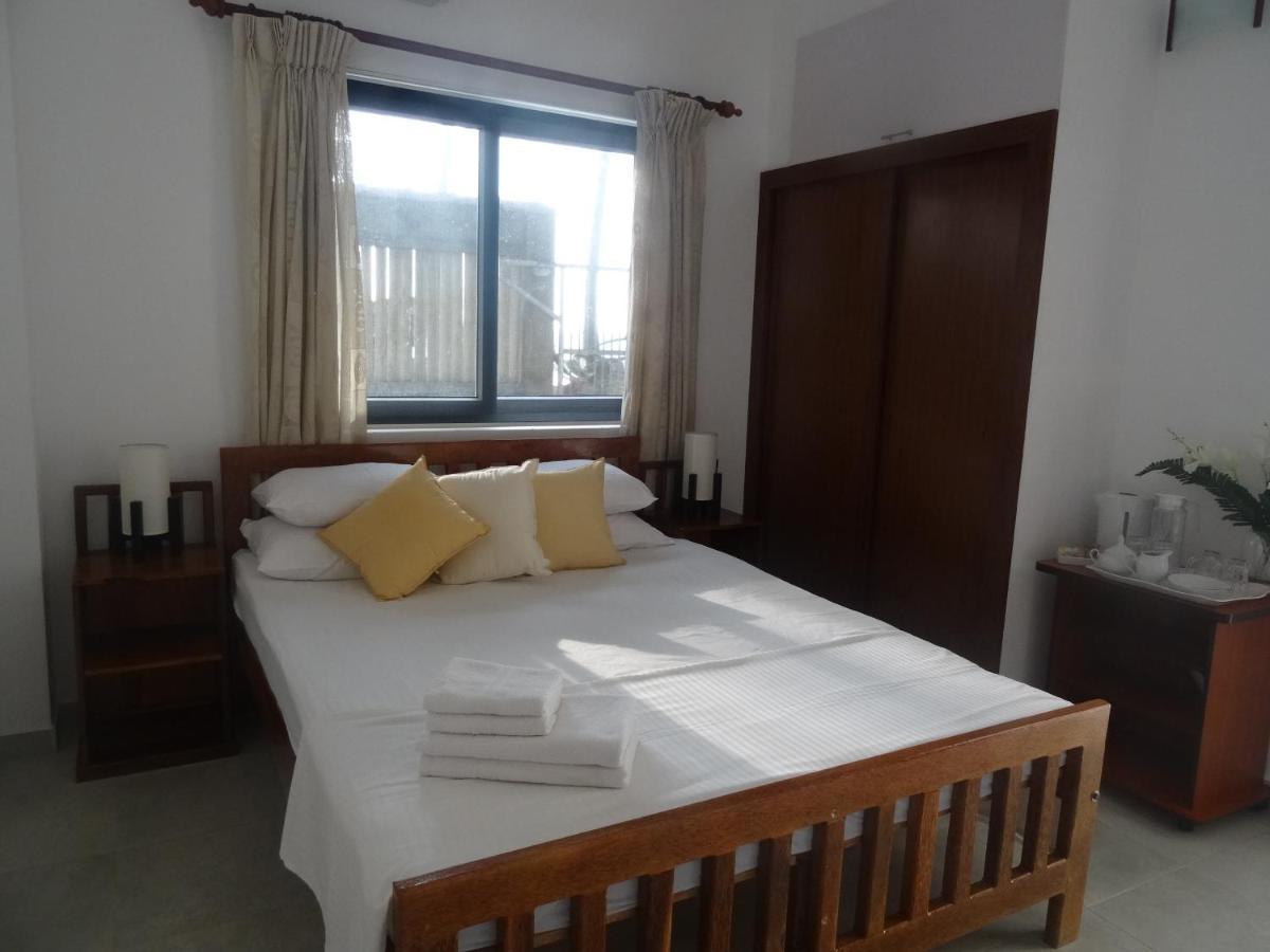 Amssler Beach Stay Kalutara Kültér fotó