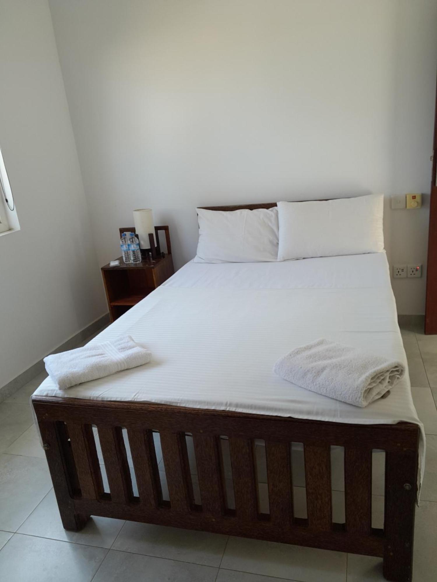Amssler Beach Stay Kalutara Kültér fotó