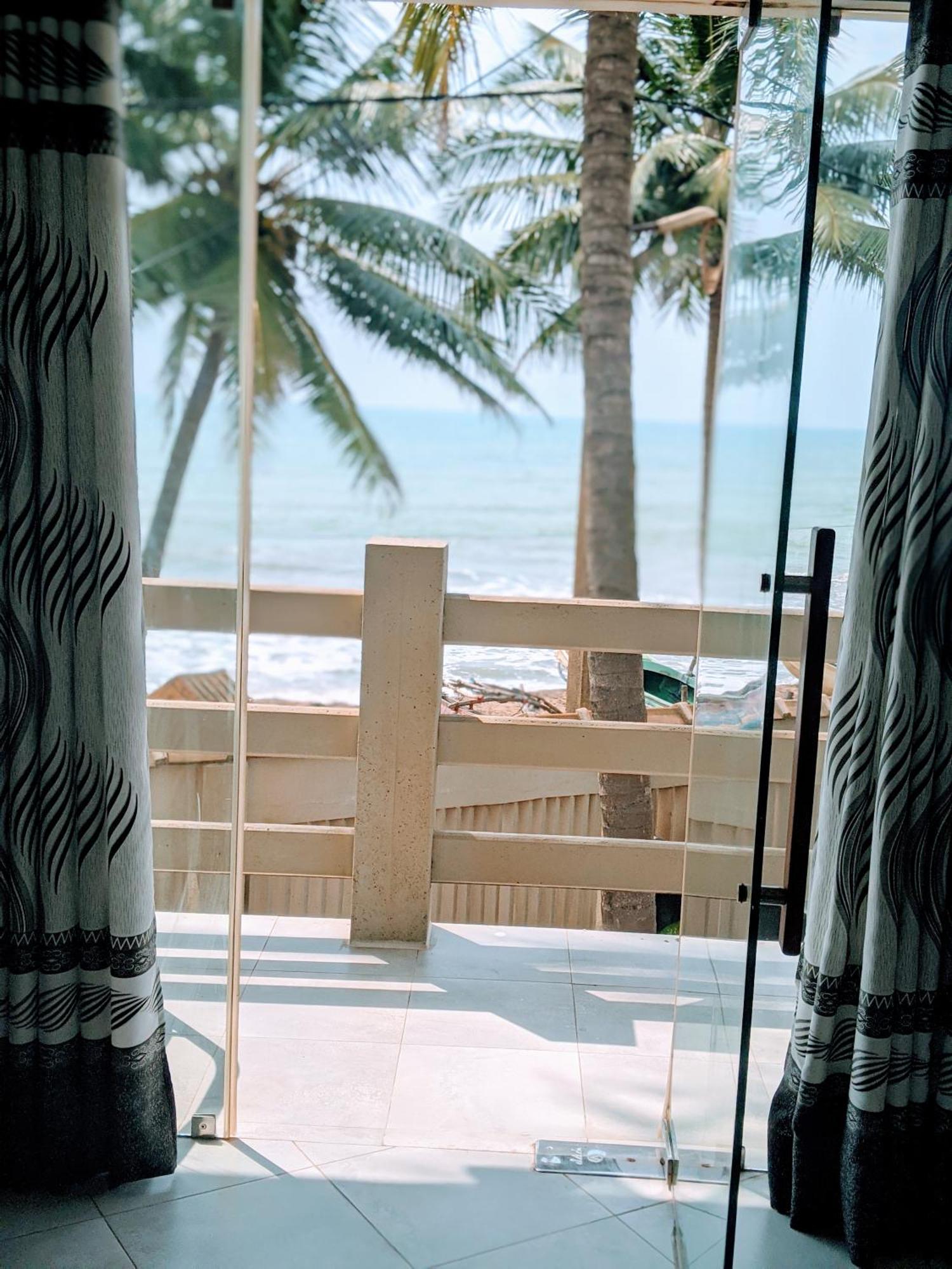Amssler Beach Stay Kalutara Szoba fotó