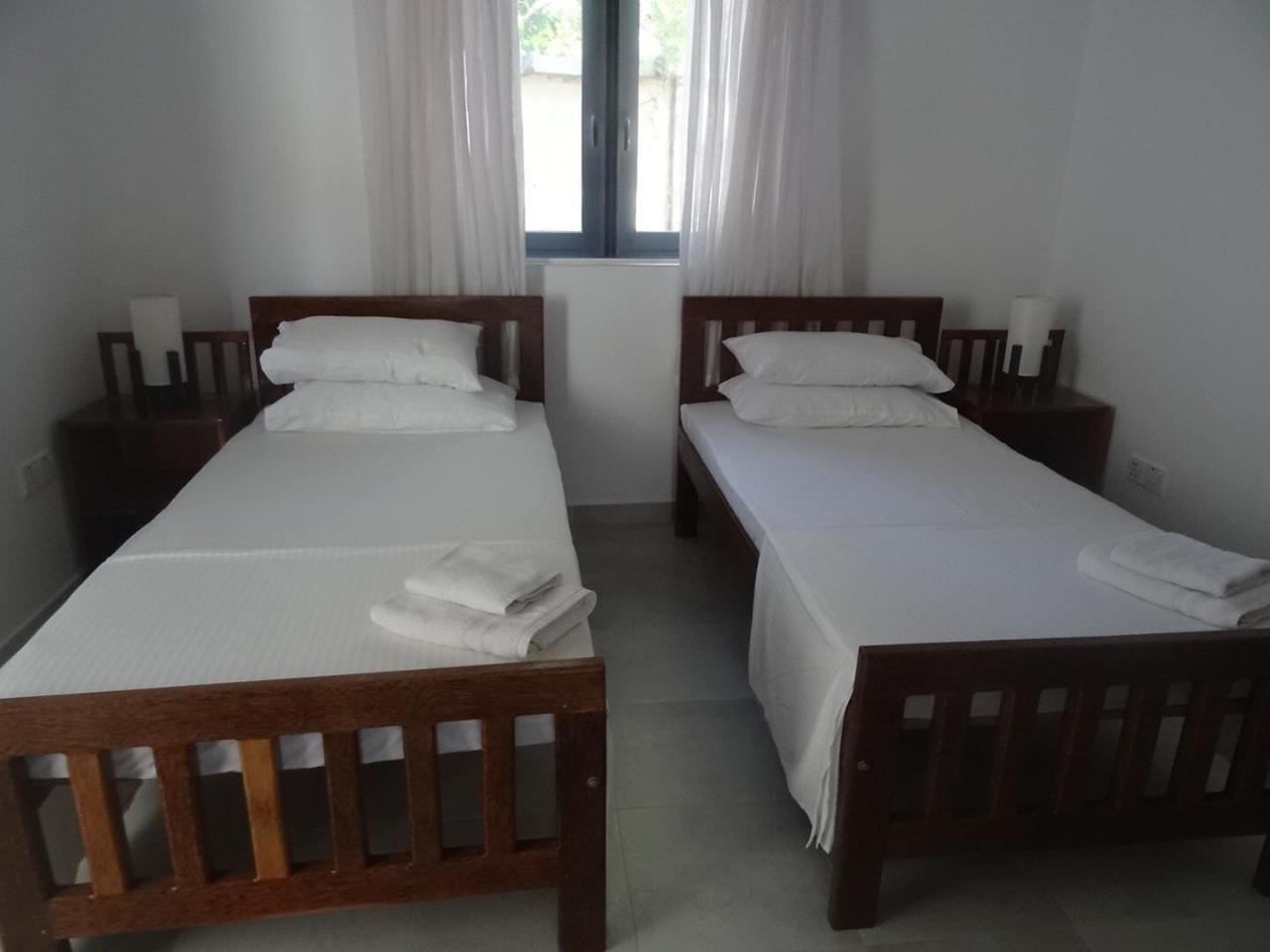 Amssler Beach Stay Kalutara Kültér fotó