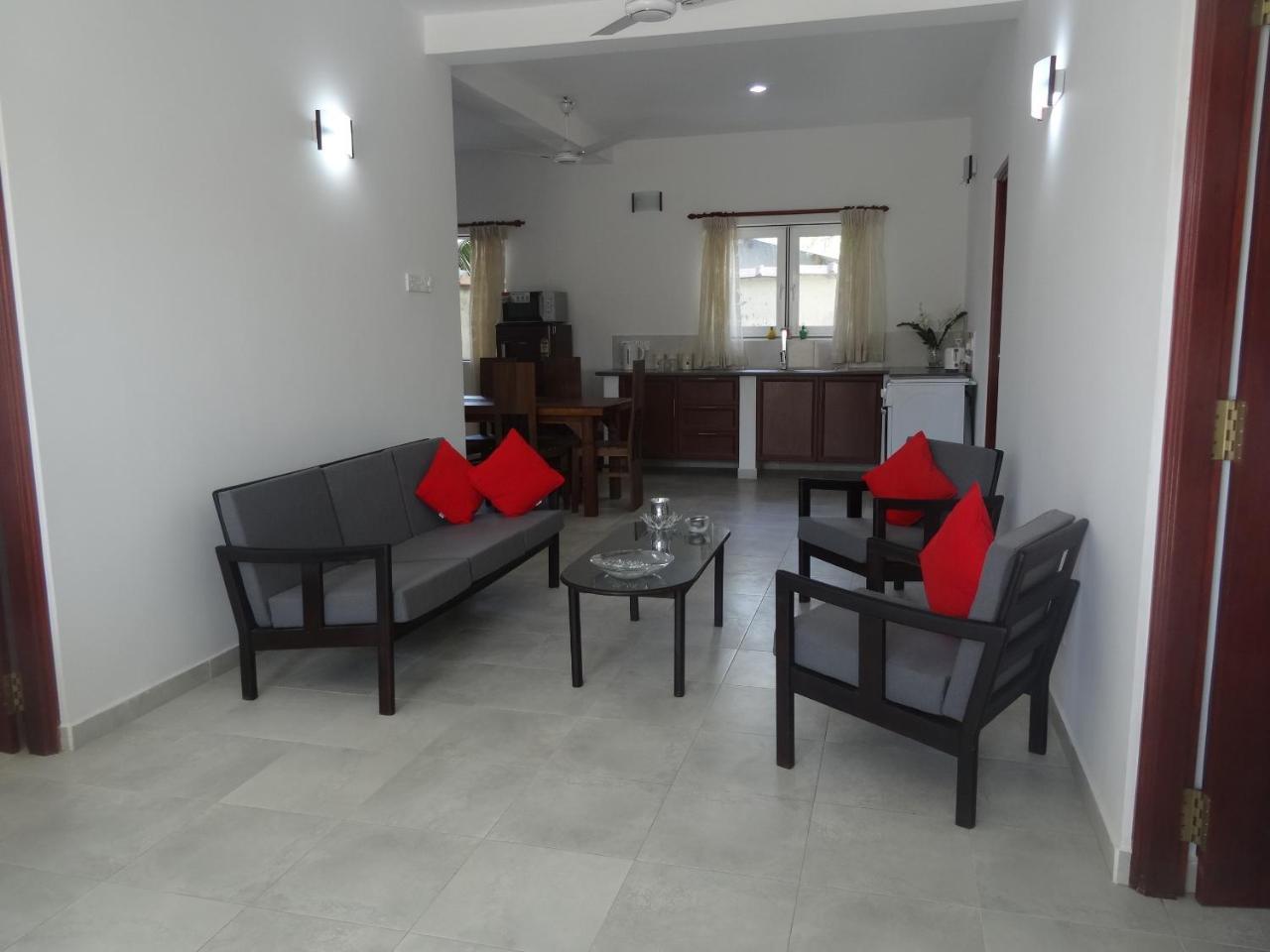 Amssler Beach Stay Kalutara Kültér fotó